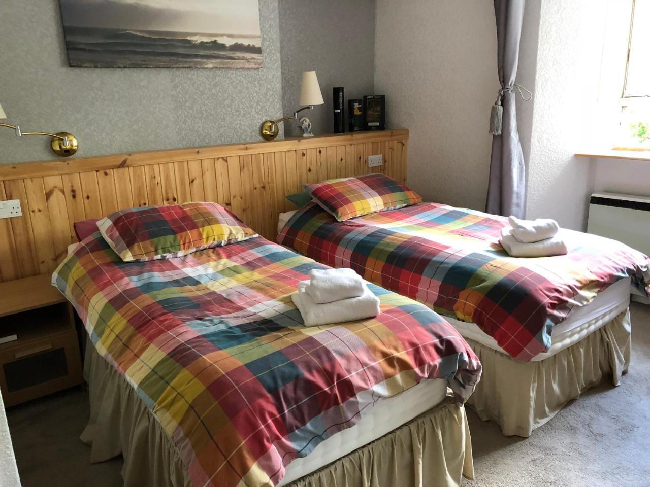 Port Askaig Hotel Экстерьер фото
